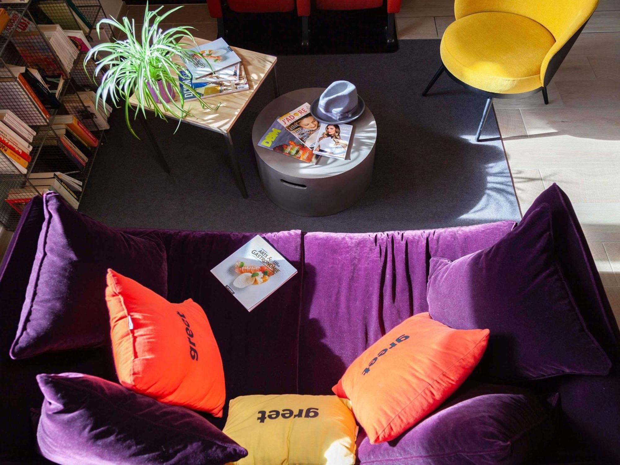 Greet Hotel Beaune Esterno foto